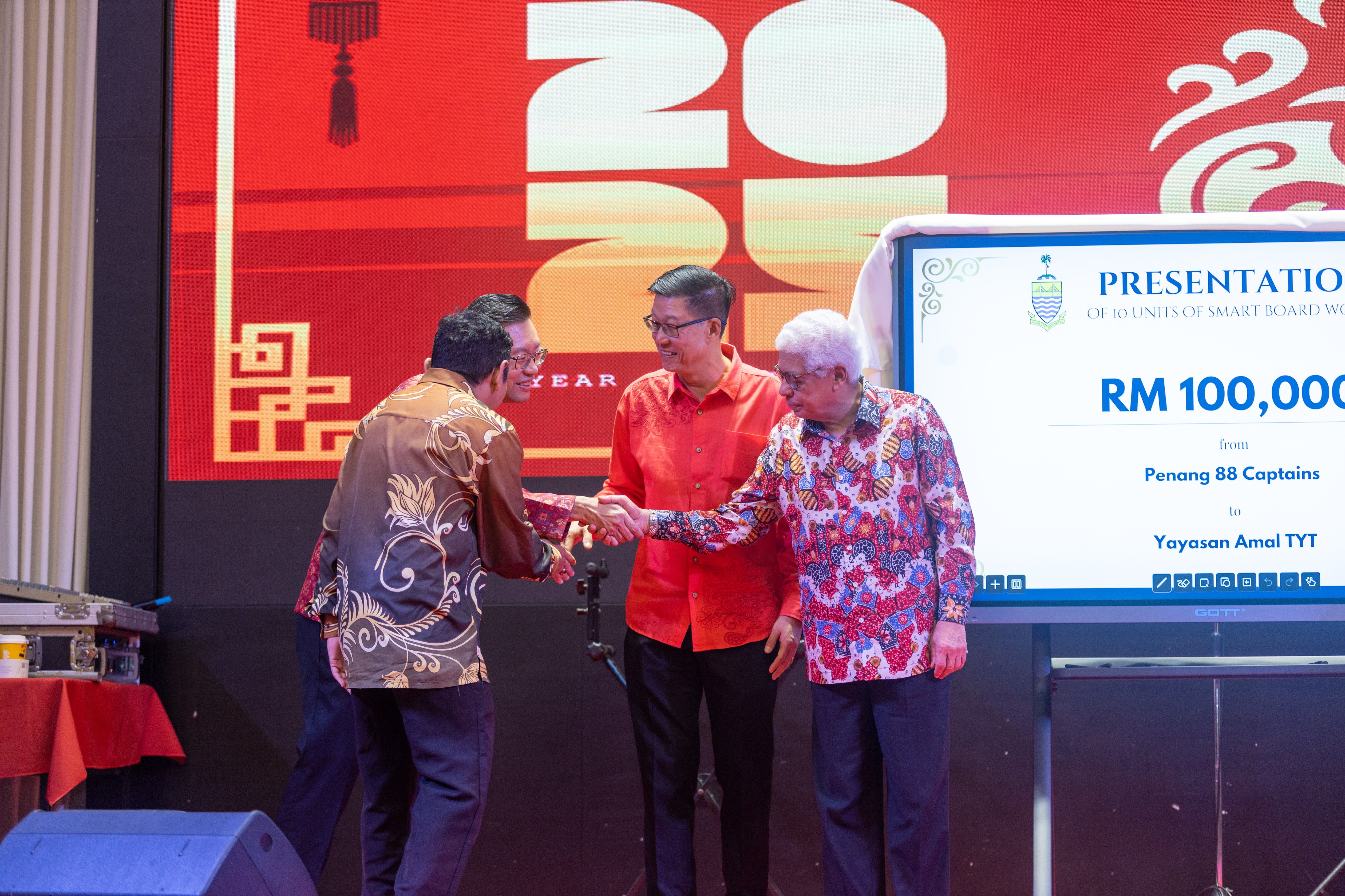 8-RM100K